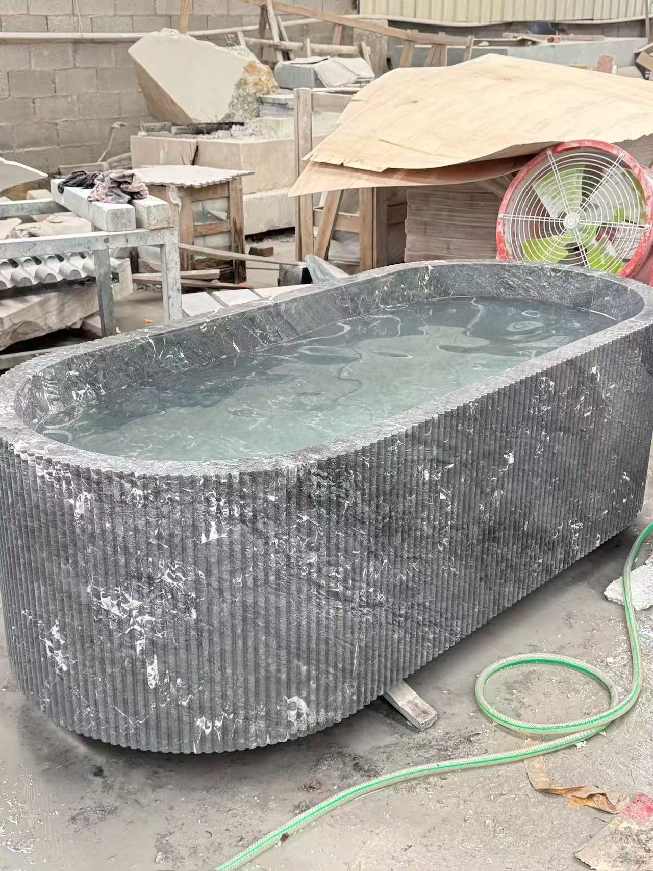 gray bathtub 